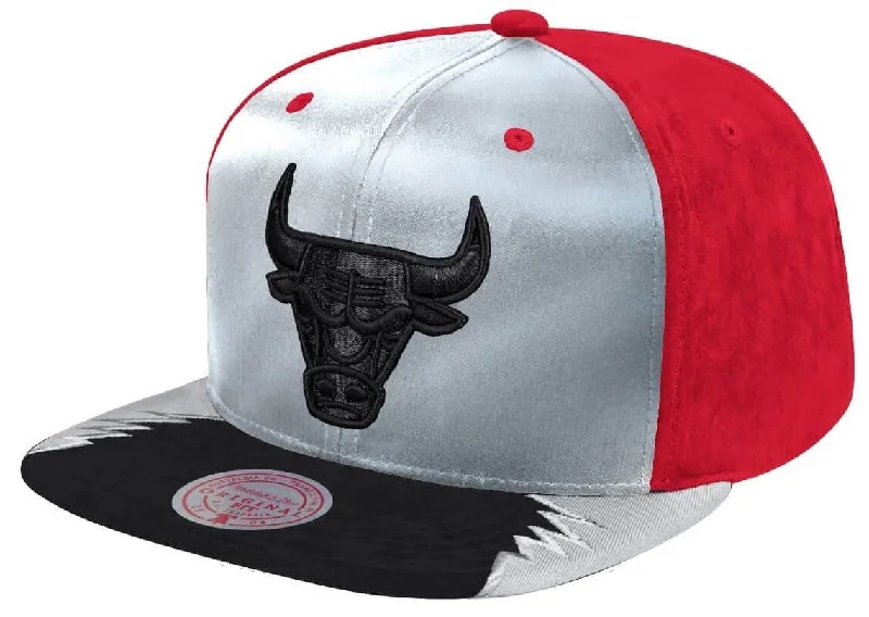 baseball hat twist high -  Chicago Bulls Day Five Mitchell & Ness Snapback Hat