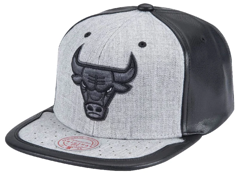 baseball hat flair high -  Chicago Bulls Day One Mitchell & Ness Snapback Hat