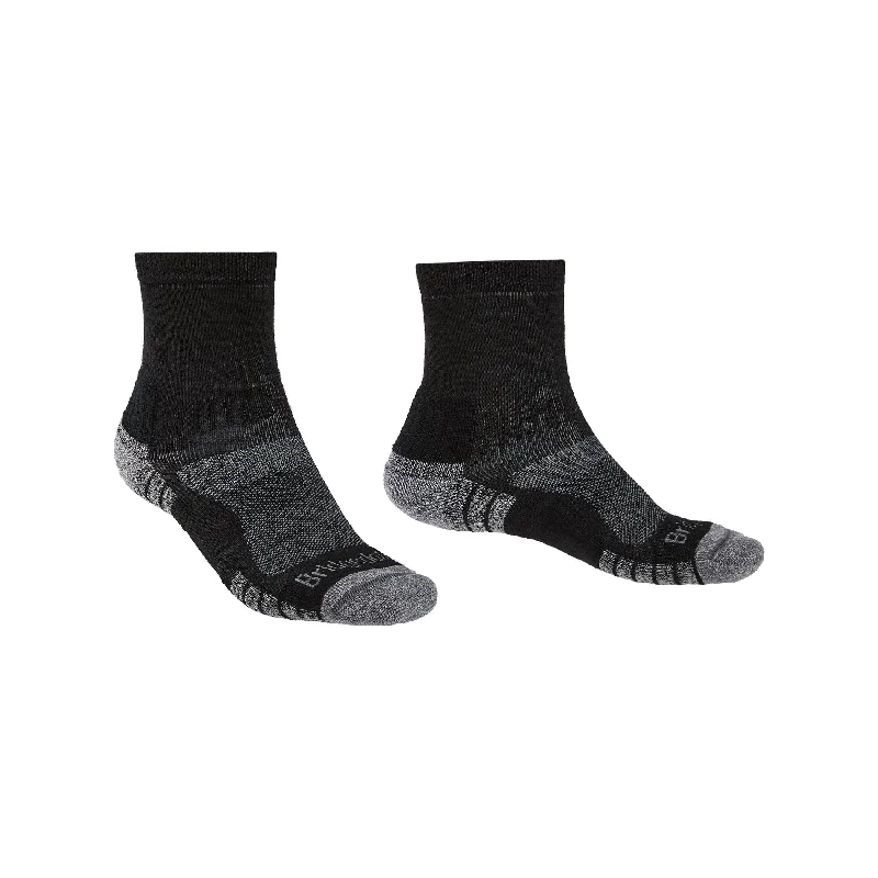 sock catalog -  Bridgedale MERINO Performance HIKE Socks - Lightweight Black