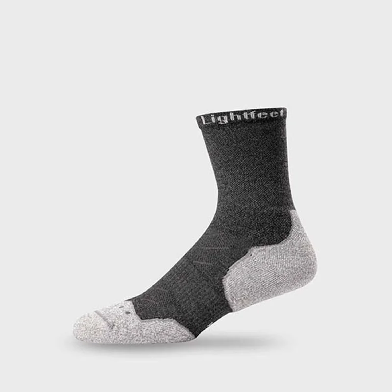 sock adventure -  Lightfeet Evolution Half Crew Trail Run Socks (Dark Grey)