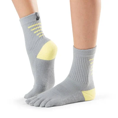 sock website -  Medium Weight Crew Toe Socks - Slate