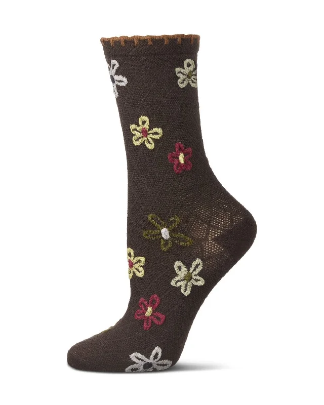 sock reviews -  MeMoi/Women's Dancing Daisies Crochet Cuff Crew Socks