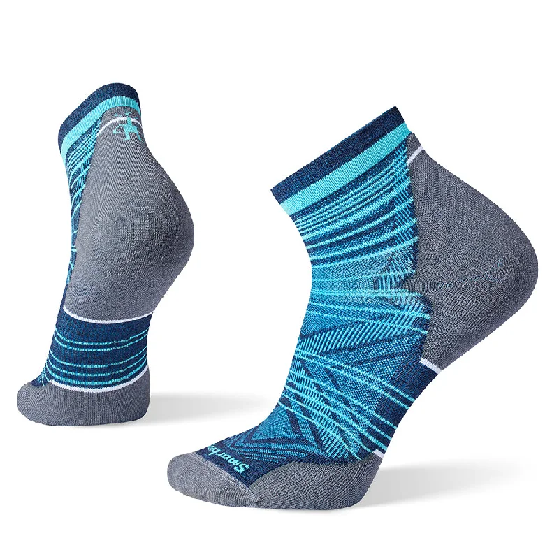 sock comparisons -  Smartwool Run Targeted Cushion Ankle Socks - Deep Navy