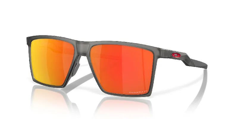 Satin Grey Smoke/Prizm Ruby Polarised