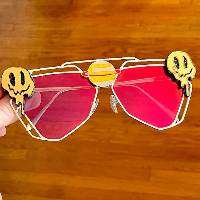 sunglasses for snowy pals -  Saturn Sunglasses